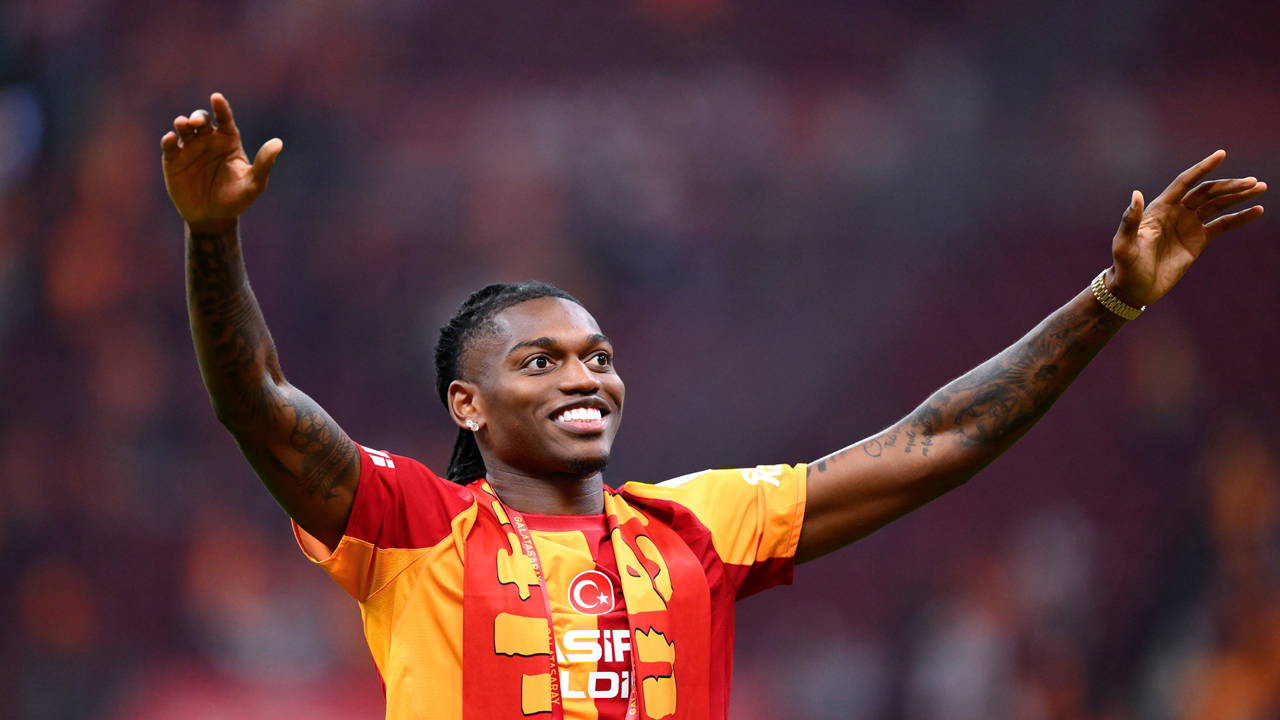 Galatasaray, Rafael Leao'nun transferini KAP'a bildirdi