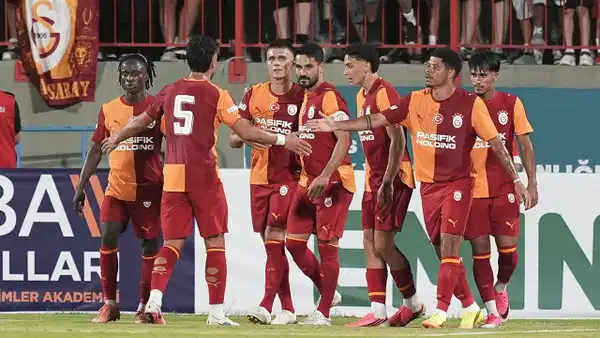 Galatasaray, Rennes Hazırlık Maçı İçin Sahaya Çıkıyor