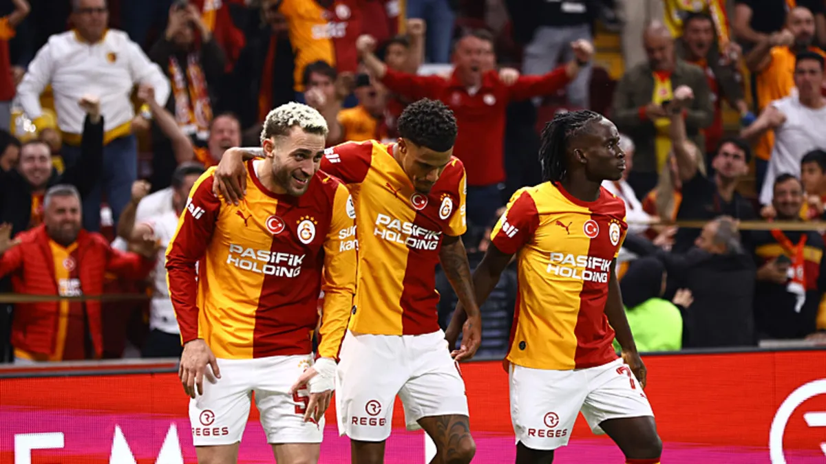 Galatasaray Şampiyonlar Ligi'nde Barcelona ile Karşılaşacak