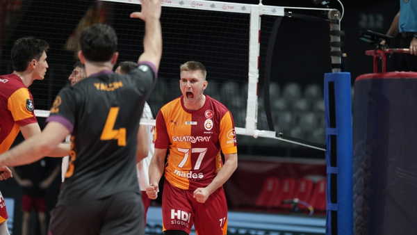 Galatasaray SMS Grup Efeler Ligi'nde set vermeden kazandı