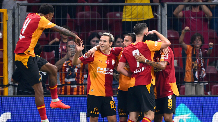 Galatasaray, Tek Namağlup Kasımpaşa Karşısında