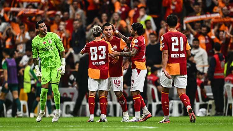 Galatasaray Trabzonspor Maçı Kamp Kadrosunu Açıkladı: 4 Eksik