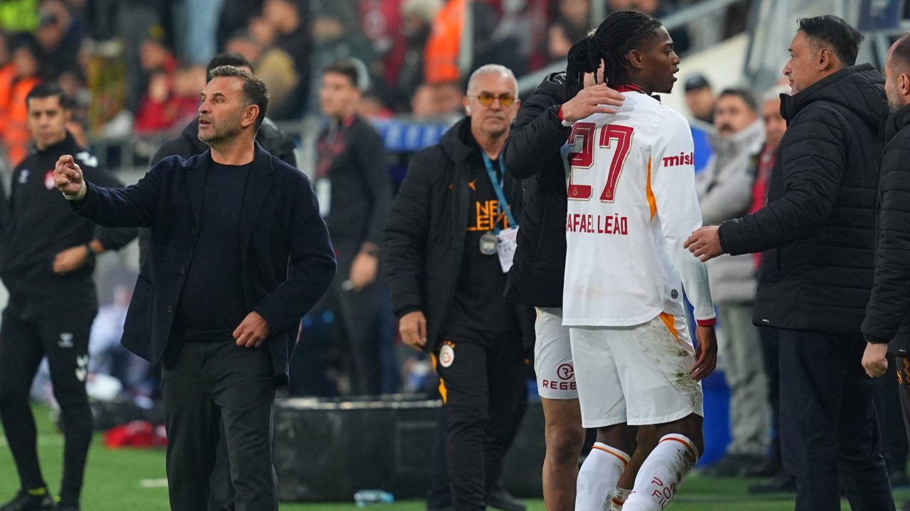 Galatasaray'dan Leao Açıklaması: Sakatlık Durumu Belirsiz