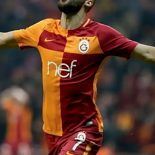 Galatasaray'ın eski yıldızı Yasin Öztekin, Uşakspor'da