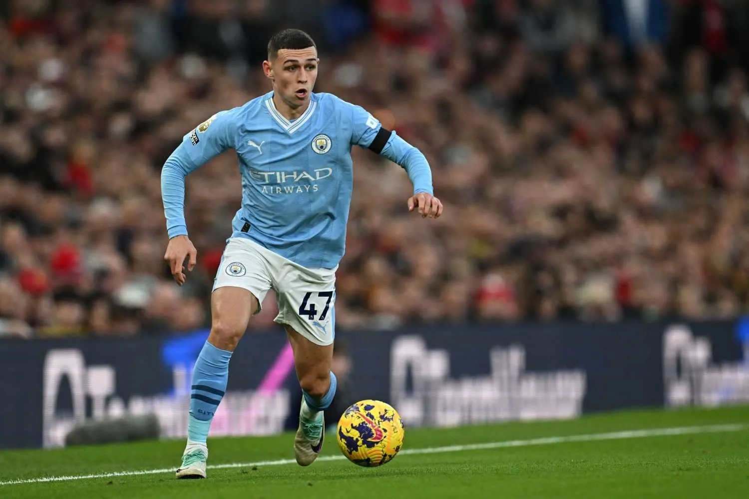 Galatasaray'ın hedefi Phil Foden, Manchester City ile 2030'a kadar imzaladı