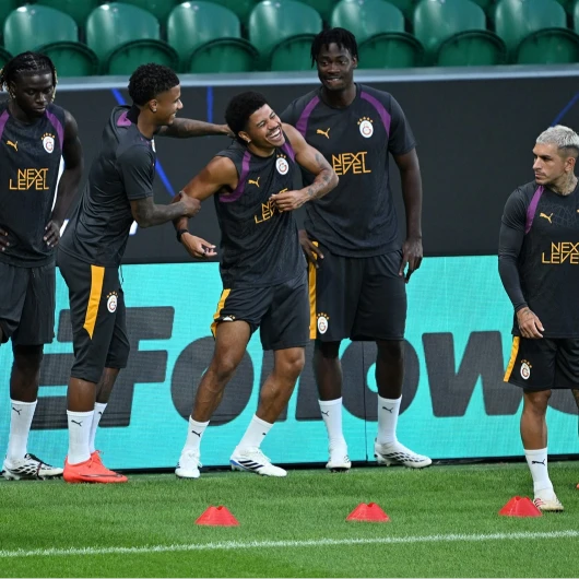 Galatasaray'ın Yeni Transferi 102 Kilo mu? İddia Gündem Yarattı