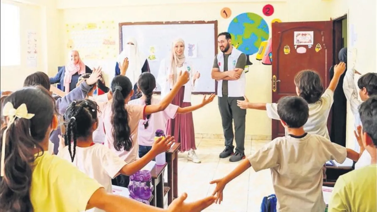 Gamze Özçelik, Mısır'da Gazzeli çocuklarla buluştu
