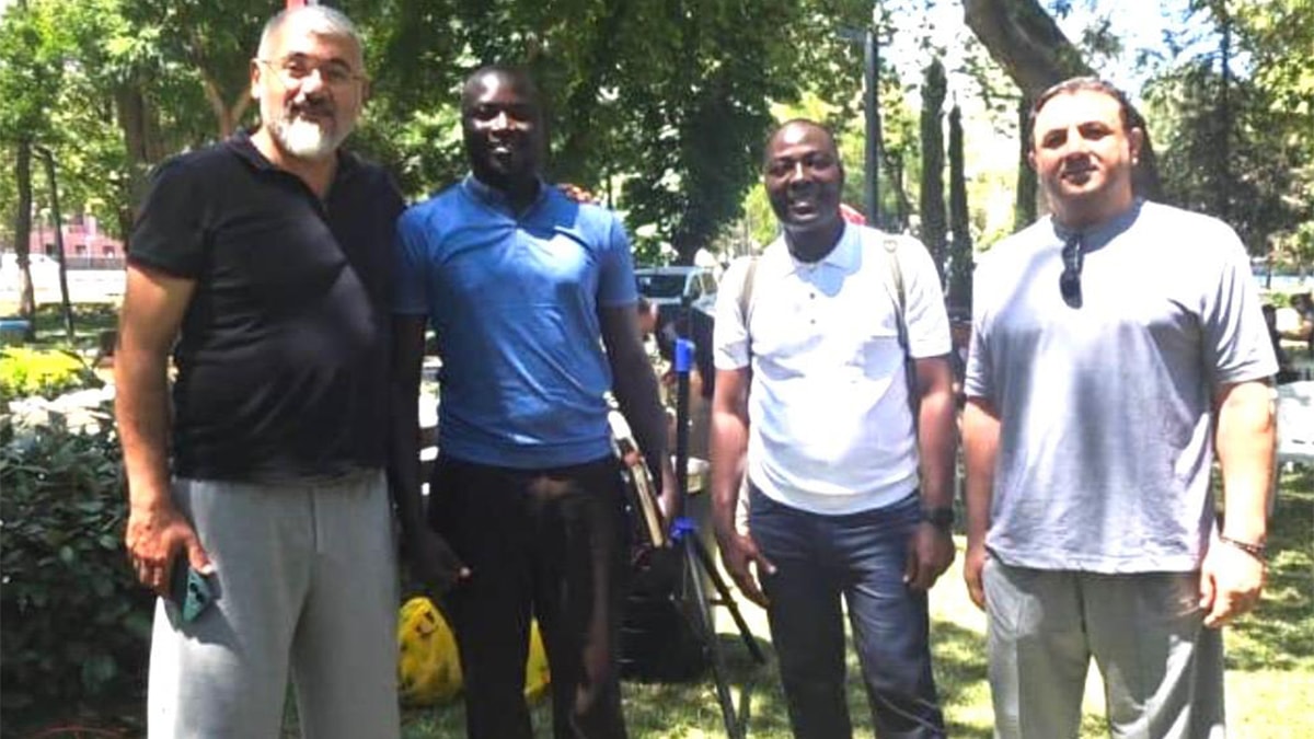 Ganalı ve Koreli gençlerden gazilere anlamlı ziyaret