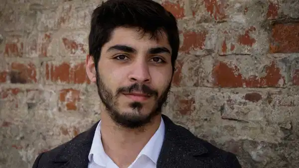 Gazeteci Hazar Dost Gözaltına Alınmasının Ardından Serbest Bırakıldı