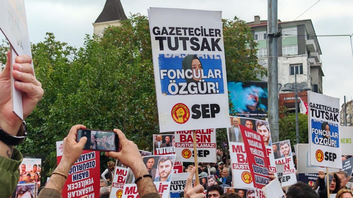 Gazeteciler 10 ilde eş zamanlı eylemde: Baskılara karşı ortak ses