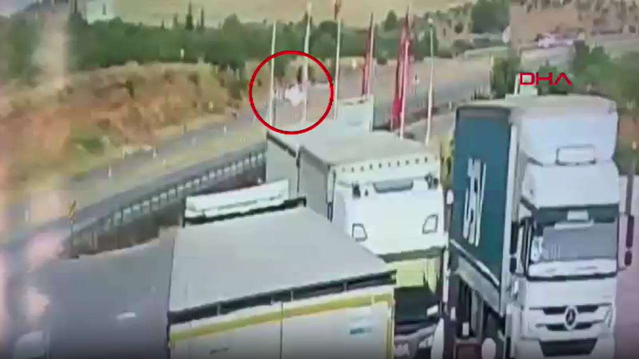 Gaziantep'teki Feci Kazada 3 Kişi Hayatını Kaybetmişti: Güvenlik Kamerası Görüntüleri Ortaya Çıktı