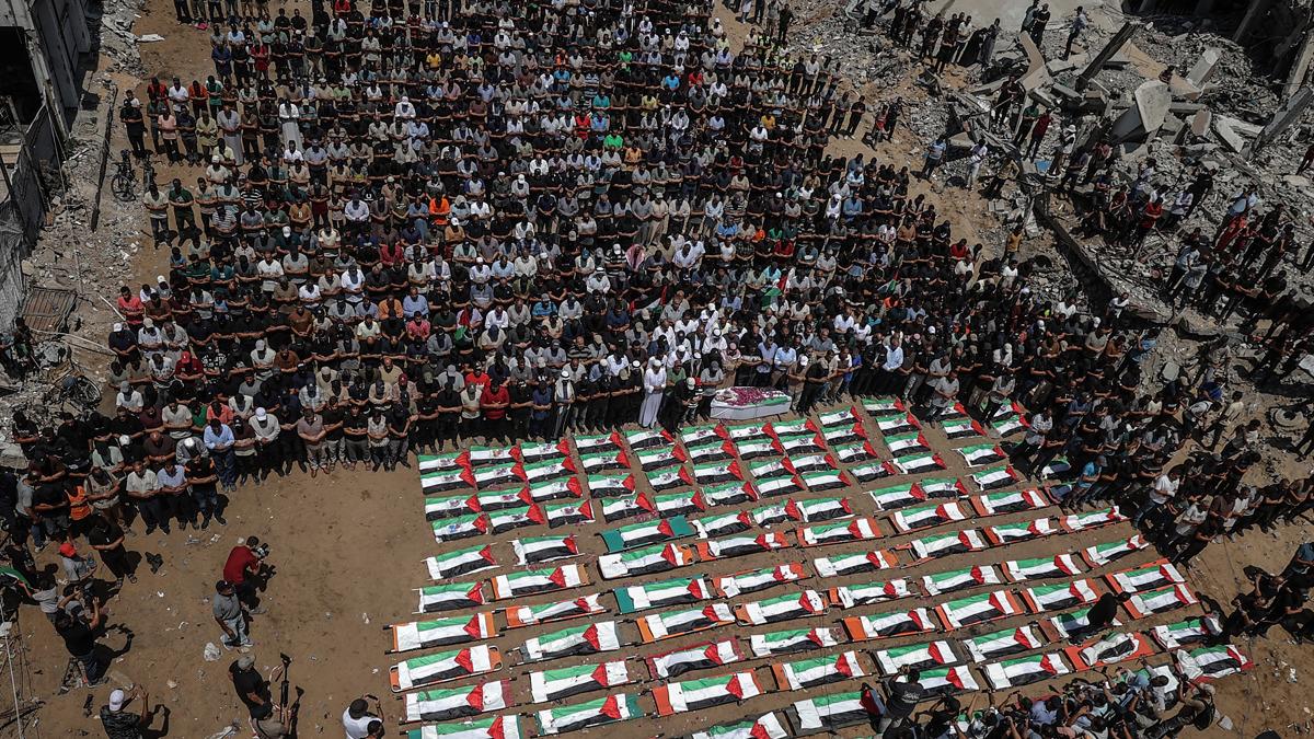 Gazze'de 3 Yıl Sonra Toplu Mezar: 112 Cenaze Ailelerine Teslim Edildi