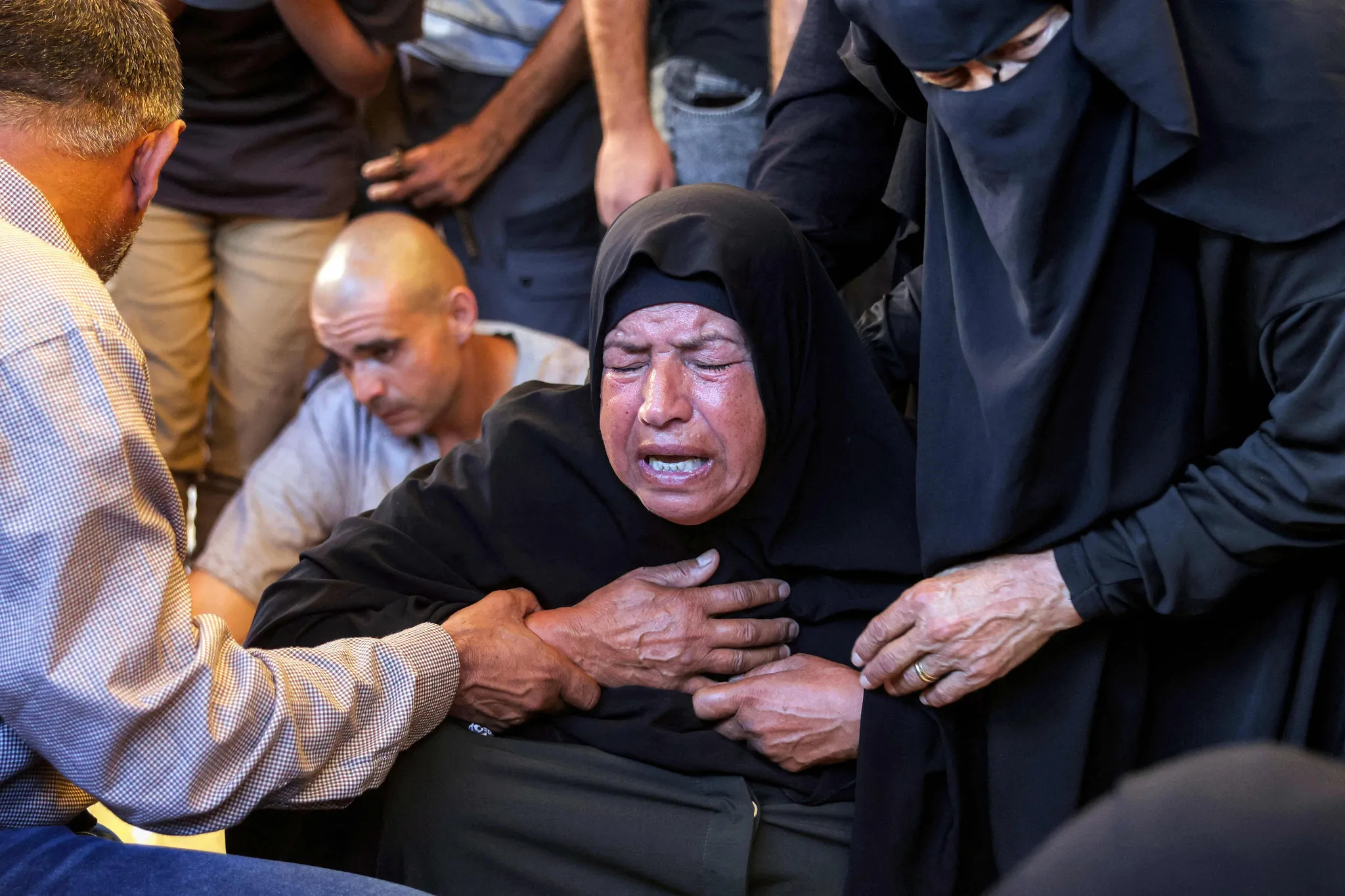Gazze'de can kaybı 73 bin 221'e yükseldi: İsrail saldırıları sürüyor