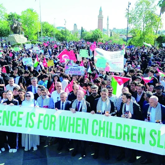 Gazze için Türkiye sokaklarında dayanışma: 'Soykırımı durdurun' çağrısı