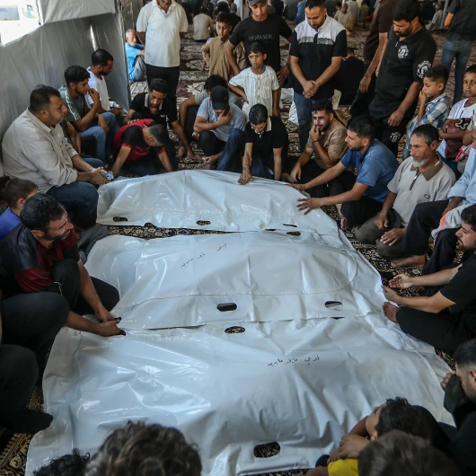 Gazze'de İsrail Saldırısı: Han Yunus'ta Aynı Aileden 4 Kişi Öldü