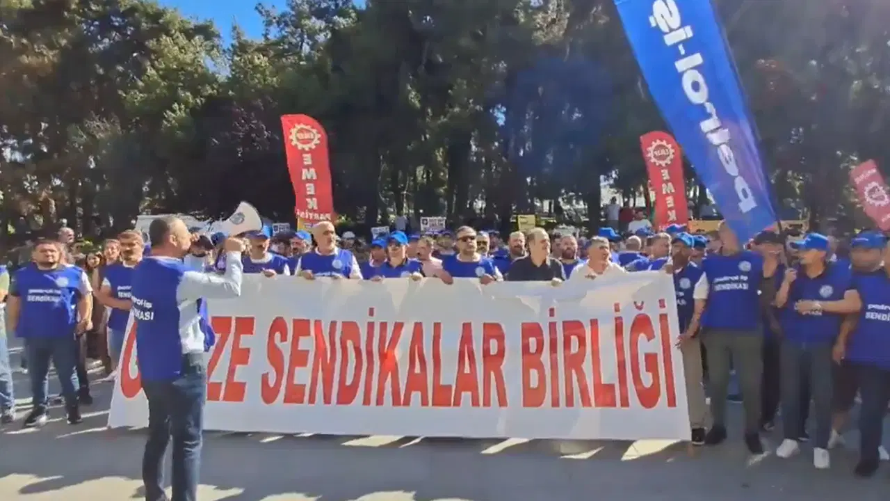 Gebze'de işçilerden NATO protestosu: 'Savaşa değil emekçiye bütçe