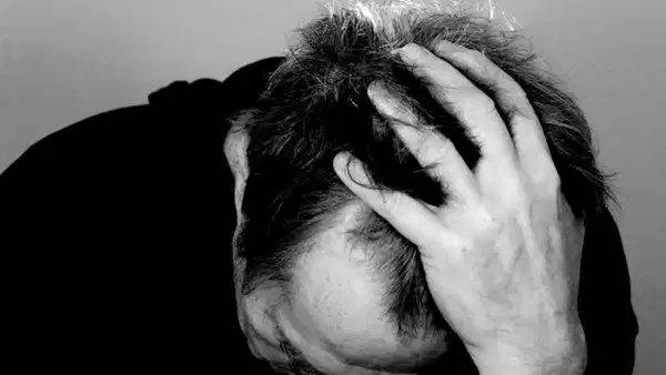 Gelecek Kaygısı Bugünü Çaldı: Bu 4 Burcun Erkekleri Anı Yaşayamıyor