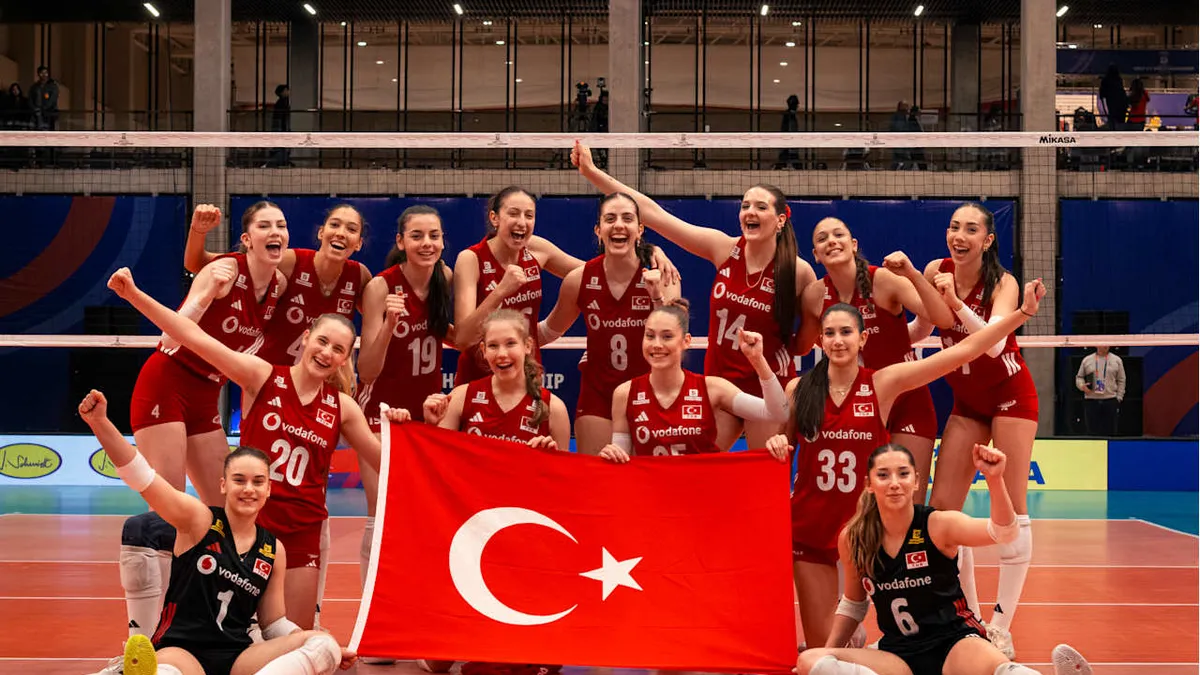 Genç Milliler Çekya'yı 3-0'la Geçti: Yoluna Name Yaptı