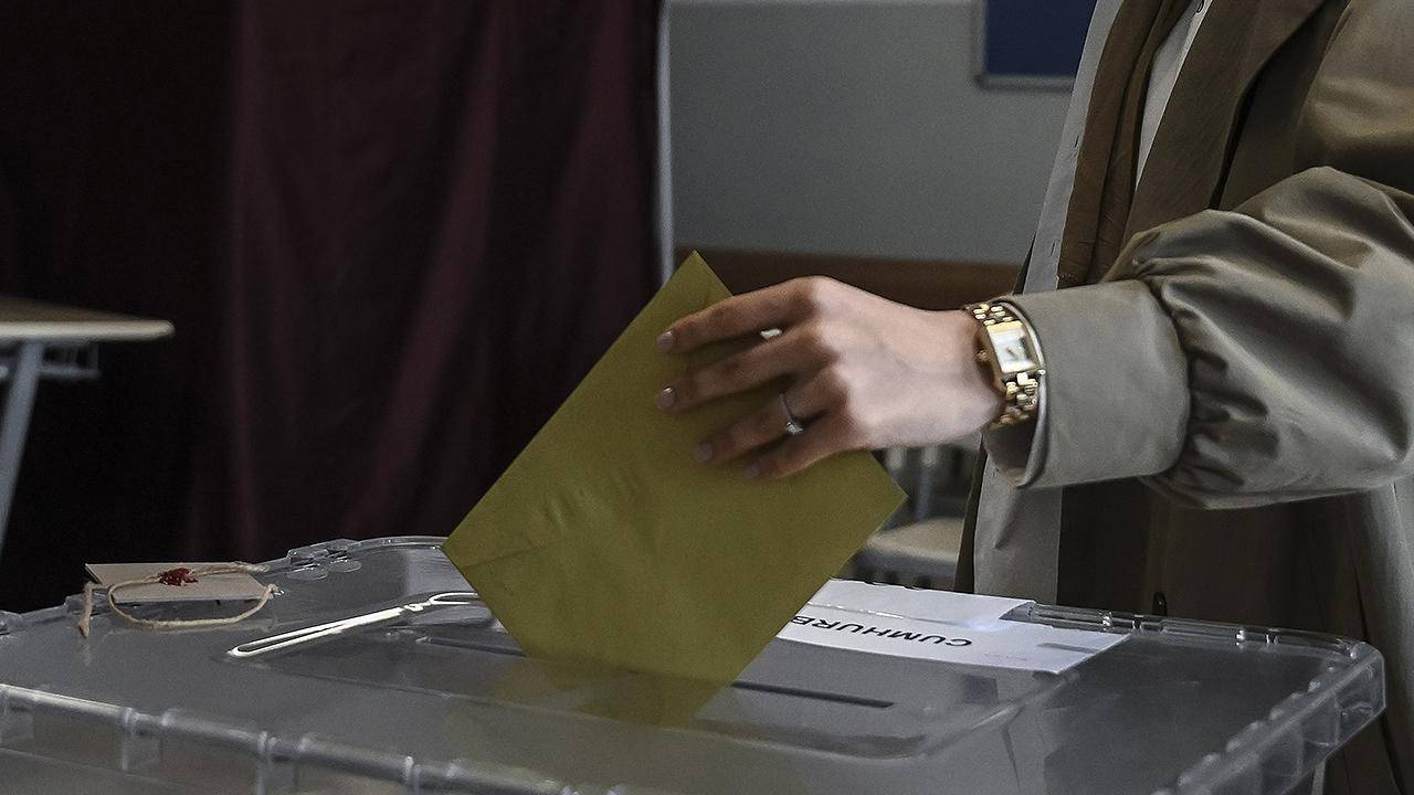Genç Seçmenin Tercihi Belli: YENİ Parti Açık Ara Önde, Zafer Partisi CHP’yi Geçti