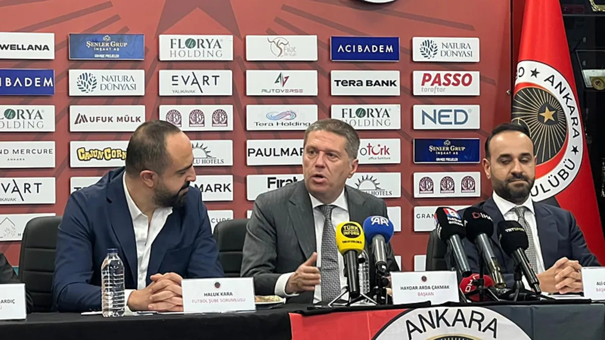Gençlerbirliği Başkanı Arda Çakmak: Geçen sezondan 3 milyon Euro borcumuz var
