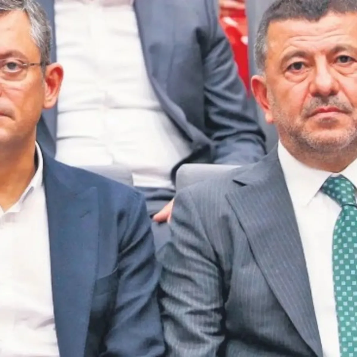 Gerekçe: Zincirleme Rüşvet! Özel ve Veli Ağbaba Hakkında Fezleke Adalet Bakanlığı'na Gönderildi