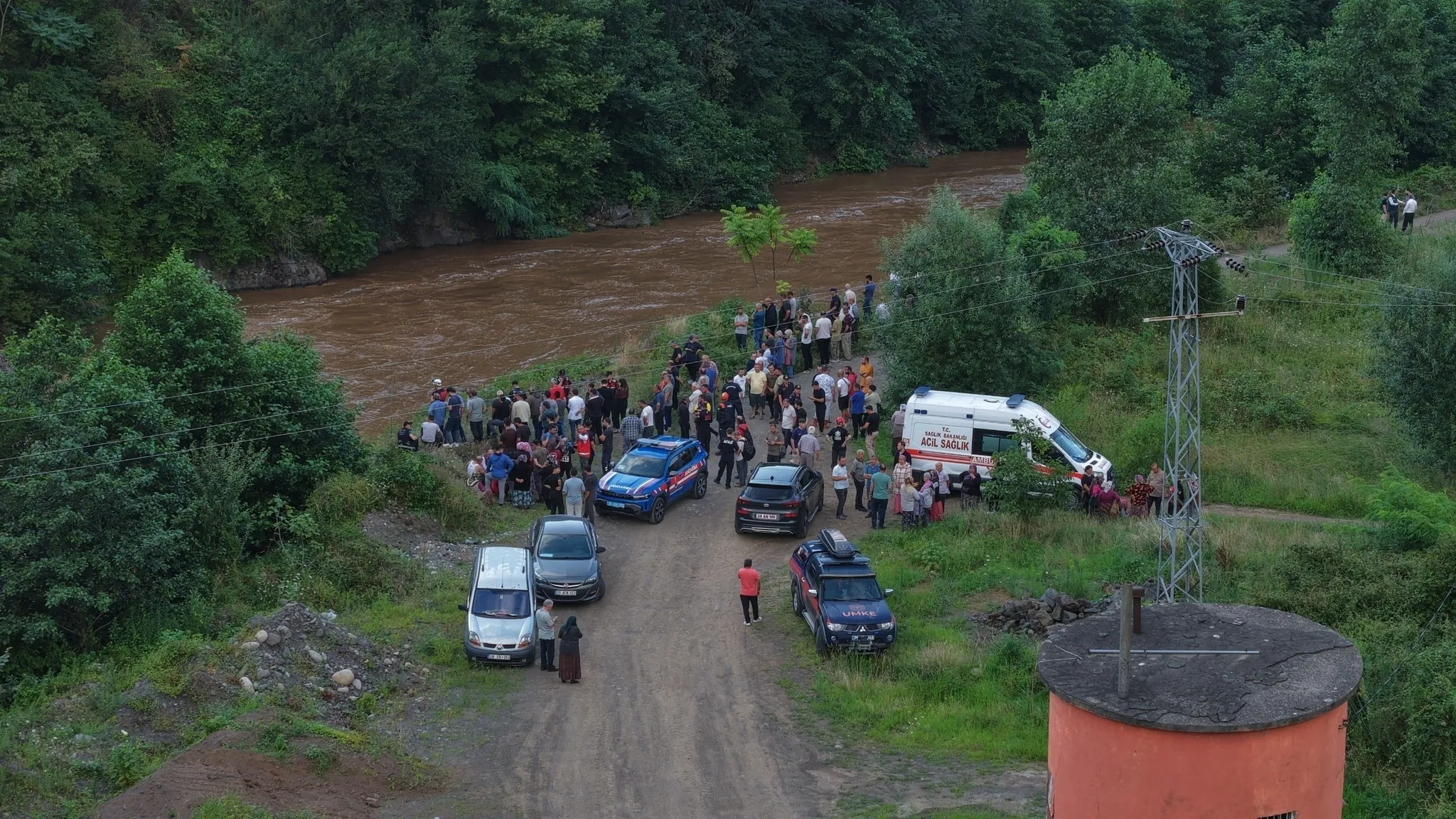 Giresun'da sel felaketi: Kaybolan Burçin Kırca'nın cansız bedenine ulaşıldı
