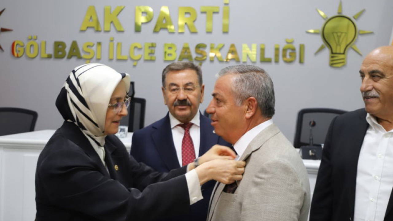 Gölbaşı'nda 6 CHP'li Meclis Üyesi AKP'ye Geçti