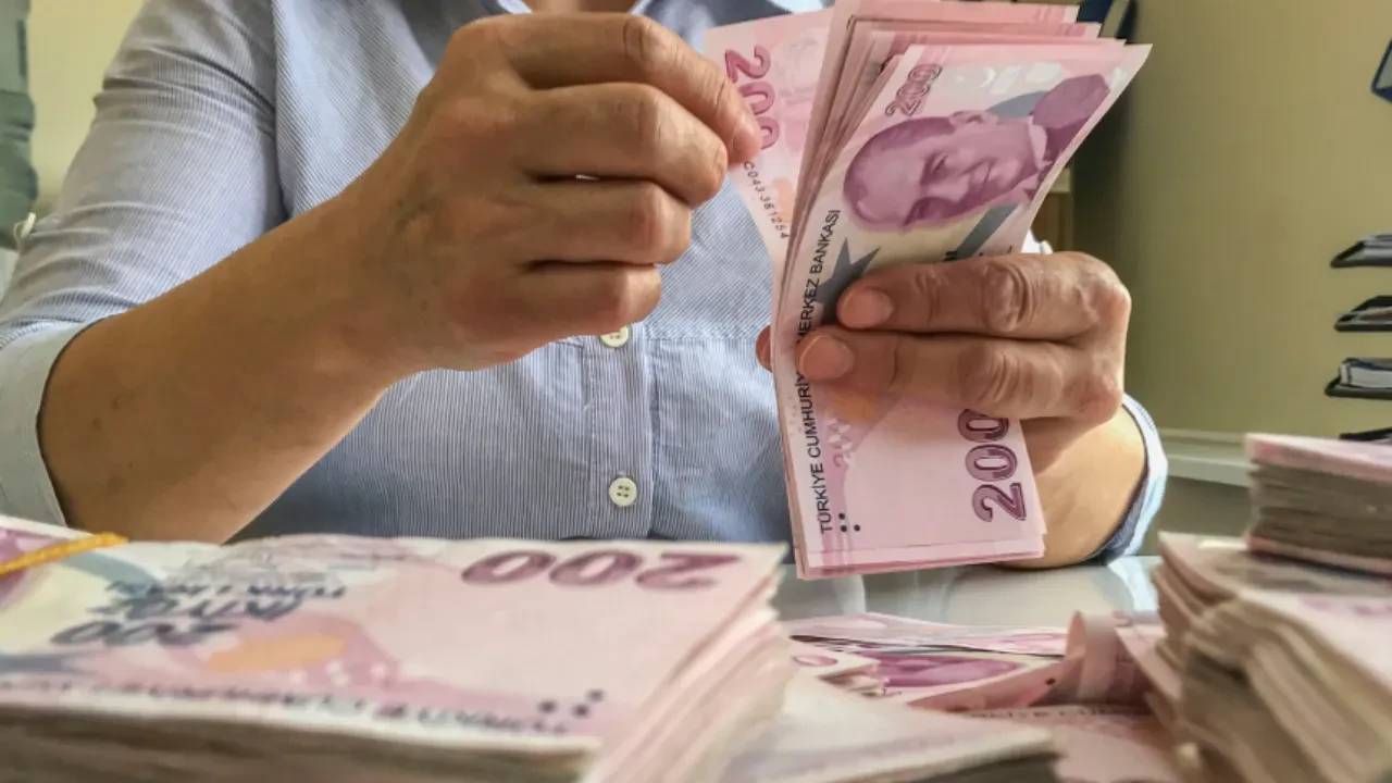 Gönüllü BES'te 2 Trilyon Lira: Ortalama Fon 200 Bin TL'yi Aştı