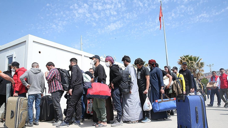 Gönüllü dönüş yapan Suriyelilerin sayısı 2 milyona yaklaştı