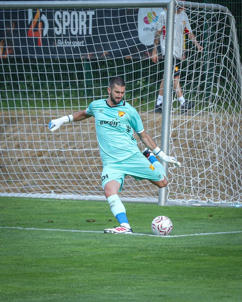Göztepe'de Altyapı Yıldızları Arda Okan Kurtulan ve Arda Özçimen İçin Karar Verildi