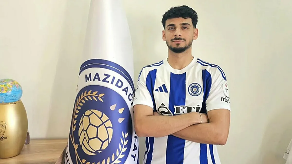 Göztepe'de kadro dışı kalan Erkam Kömür yeniden 3. Lig'e gitti