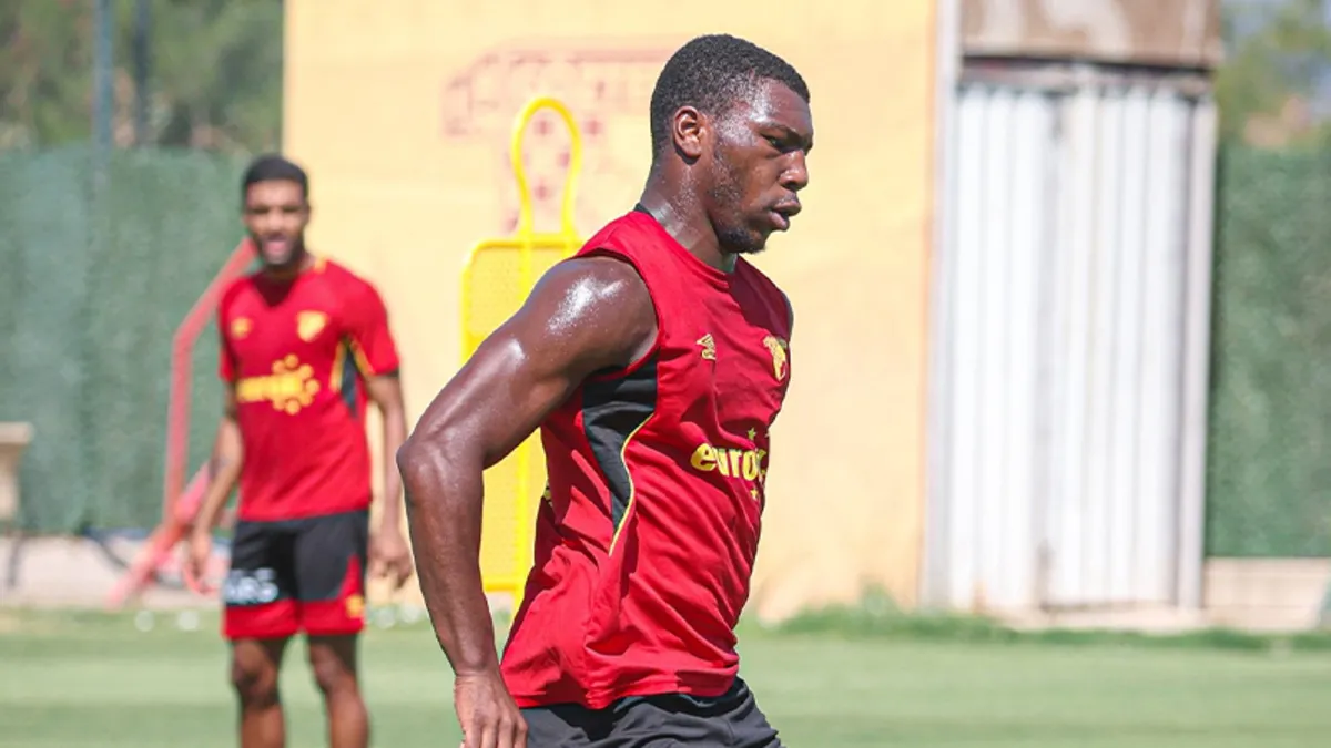 Göztepe, Galatasaray Maçı için Hazır: Stoilov'dan Son Taktik Çalışması