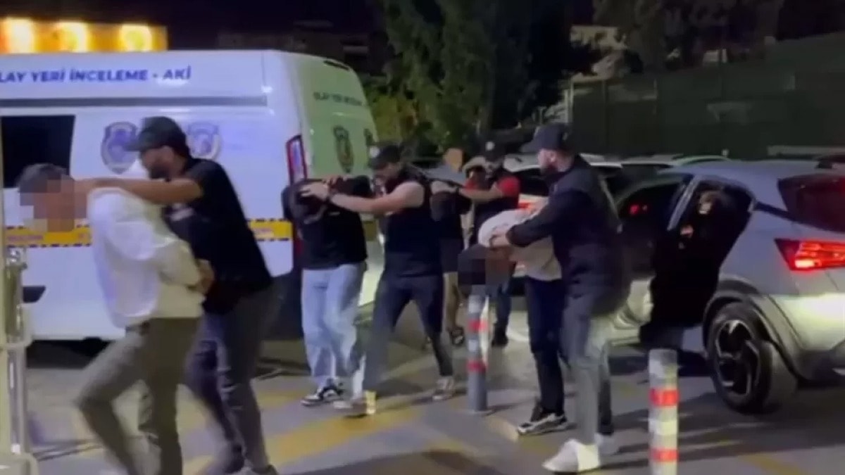 Göztepe Taraftar Gruplarına Operasyon: 29 Gözaltı