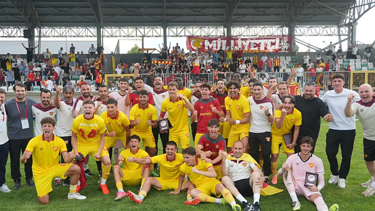 Göztepe U19, UEFA Youth League vizesi aldı