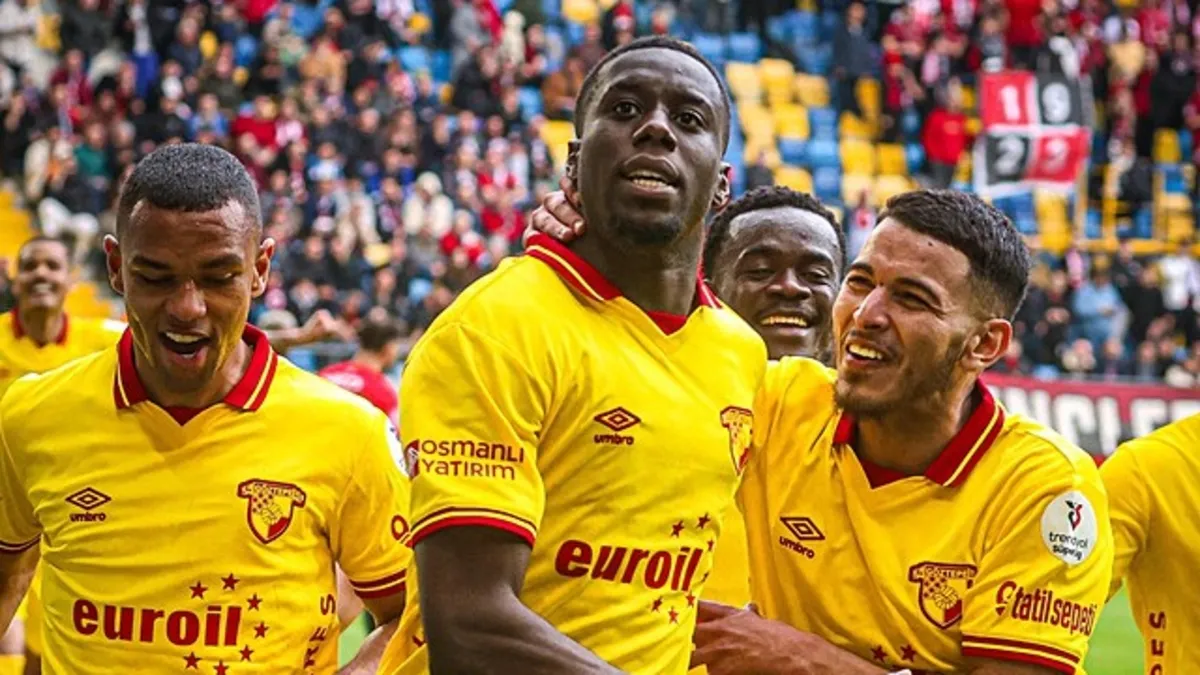 Göztepe'de yabancı sayısı 15'e yükseldi