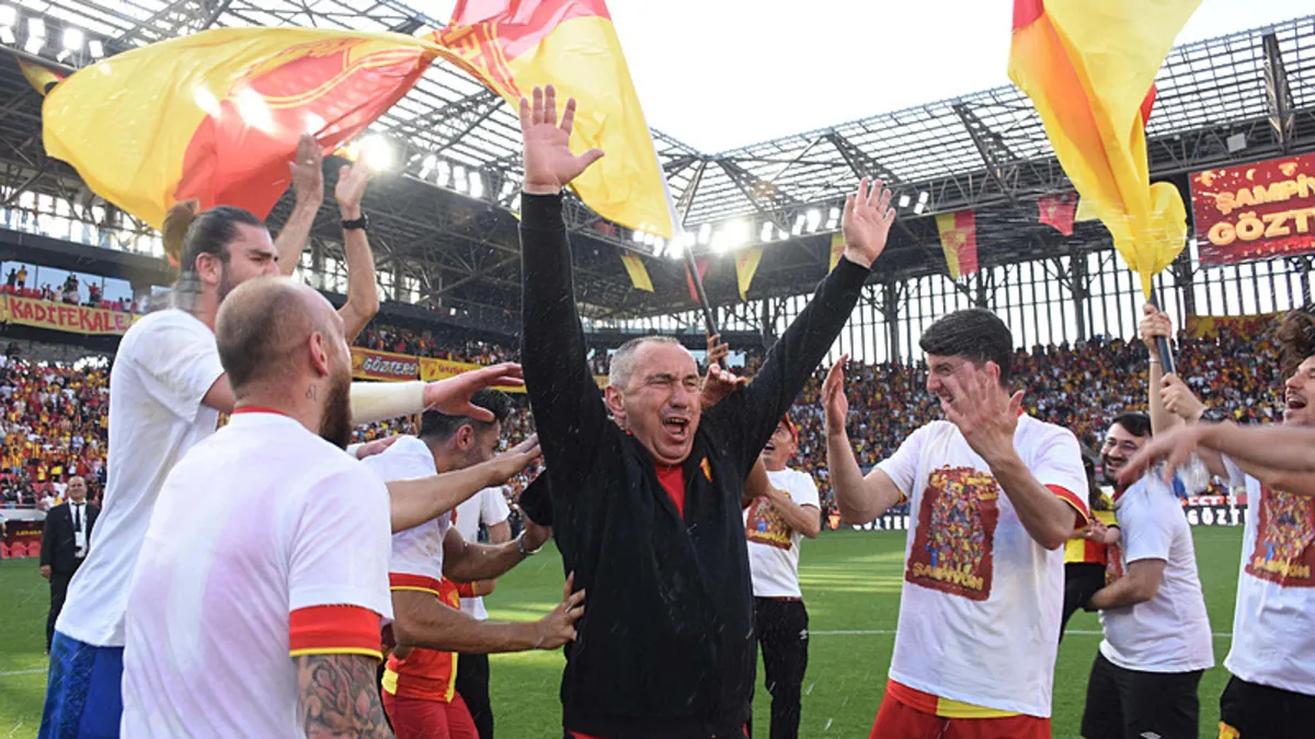 Göztepe'de Stanimir Stoilov İstikrarın Adı Oldu