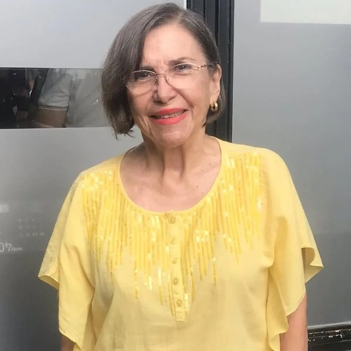 Gül Onat hastaneden taburcu oldu, ilk görüntüsünü paylaştı