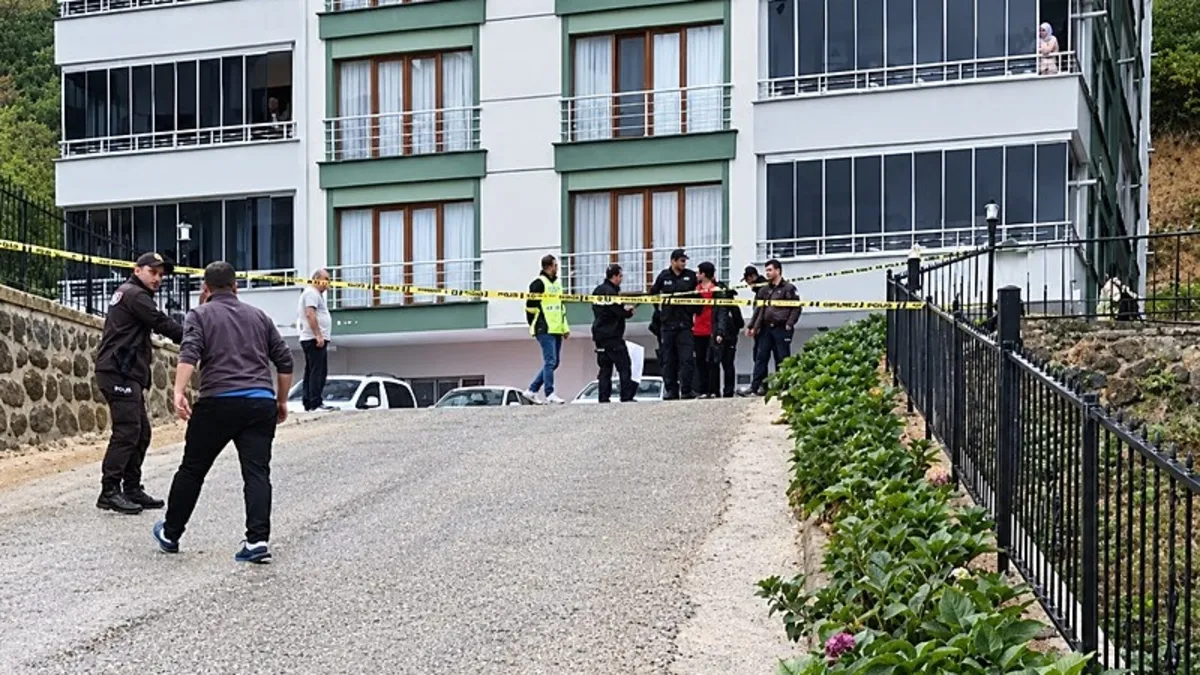 Gülşah Oktay cinayeti: Boşandığı eşi tarafından sokak ortasında öldürüldü