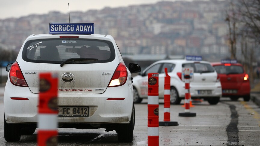 Güneşe Çıkamayan Sürücü Adayı Sınavına Akşam Girecek