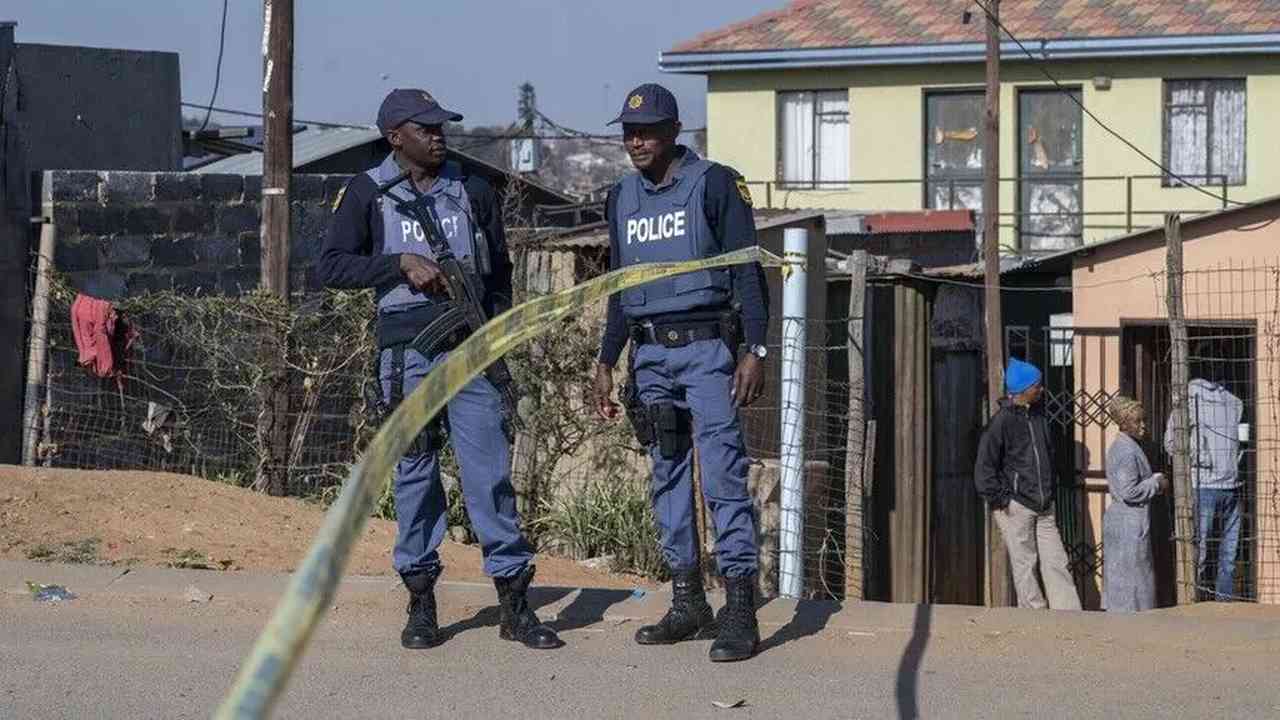 Güney Afrika'da Silahlı Saldırılar: Cape Town'da 11 Kişi Hayatını Kaybetti