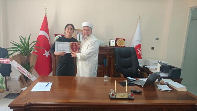 Güney Koreli Turist Mardin'de Müslüman Oldu: Abdullah İsmini Aldı