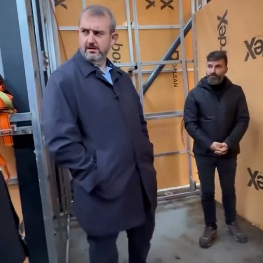 Güngören Belediye Başkanı'ndan Pisuvar Talimatı: 'Namaz Kılınacak Yere Pisuar Koymayın