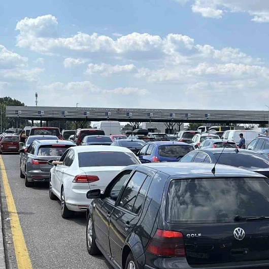 Gurbetçilerin Avrupa'ya Dönüş Yolculuğu Hüzünle Başladı