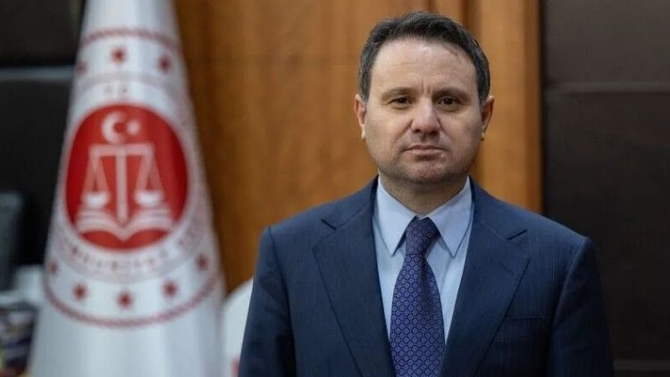 Gürlek: Mahkemeler Siyaset Arenası Değil