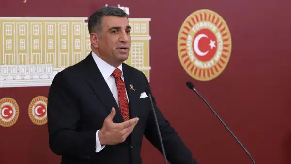 Gürsel Erol: Kılıçdaroğlu ve Özgür Özel grup toplantılarına katılmayacak