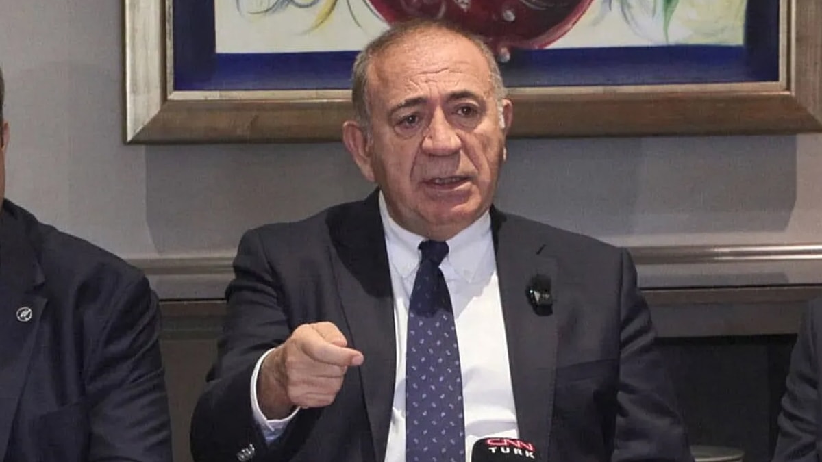 Gürsel Tekin Görevden Alındı mı? CHP İstanbul'da Kriz
