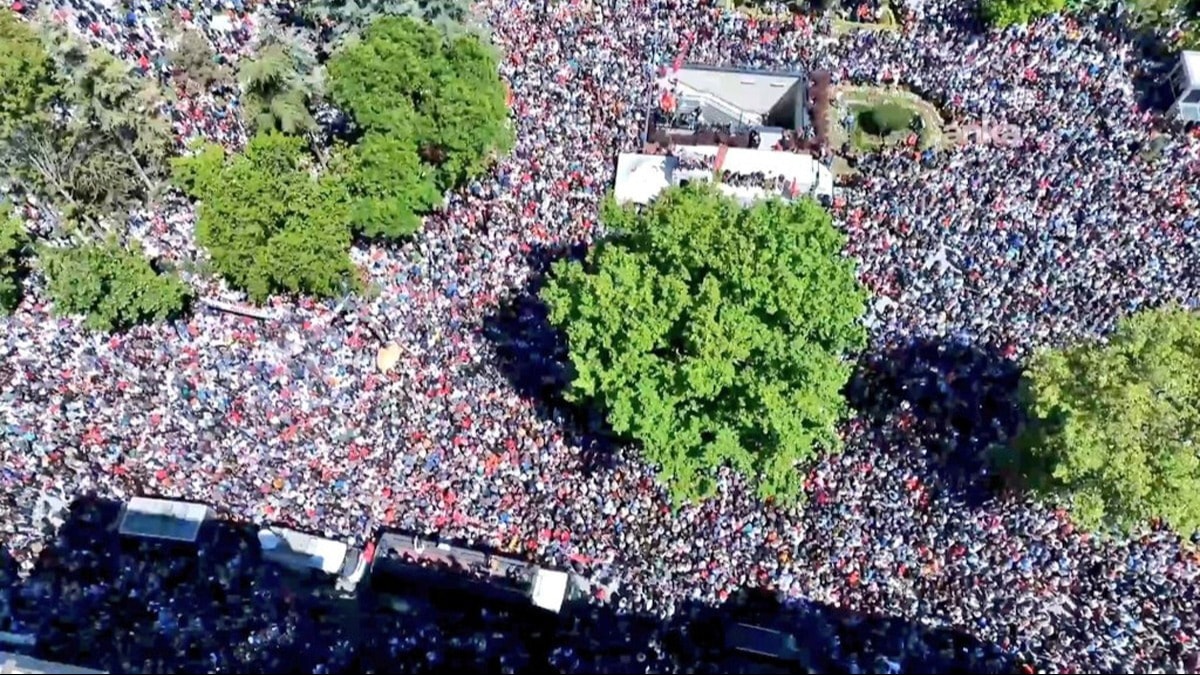 Güvenpark'ta Tarihi Miting: On Binler Özgürlük İçin Bir Araya Geldi