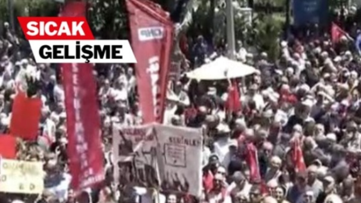 Güvenpark'ta Büyük Kalabalık: CHP Lideri Özel'den Bayramlaşma Coşkusu