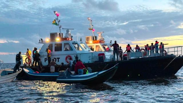 Guyana'da Feribot Faciası: 116 Yolcu Alabora Oldu, 53 Kurtarıldı