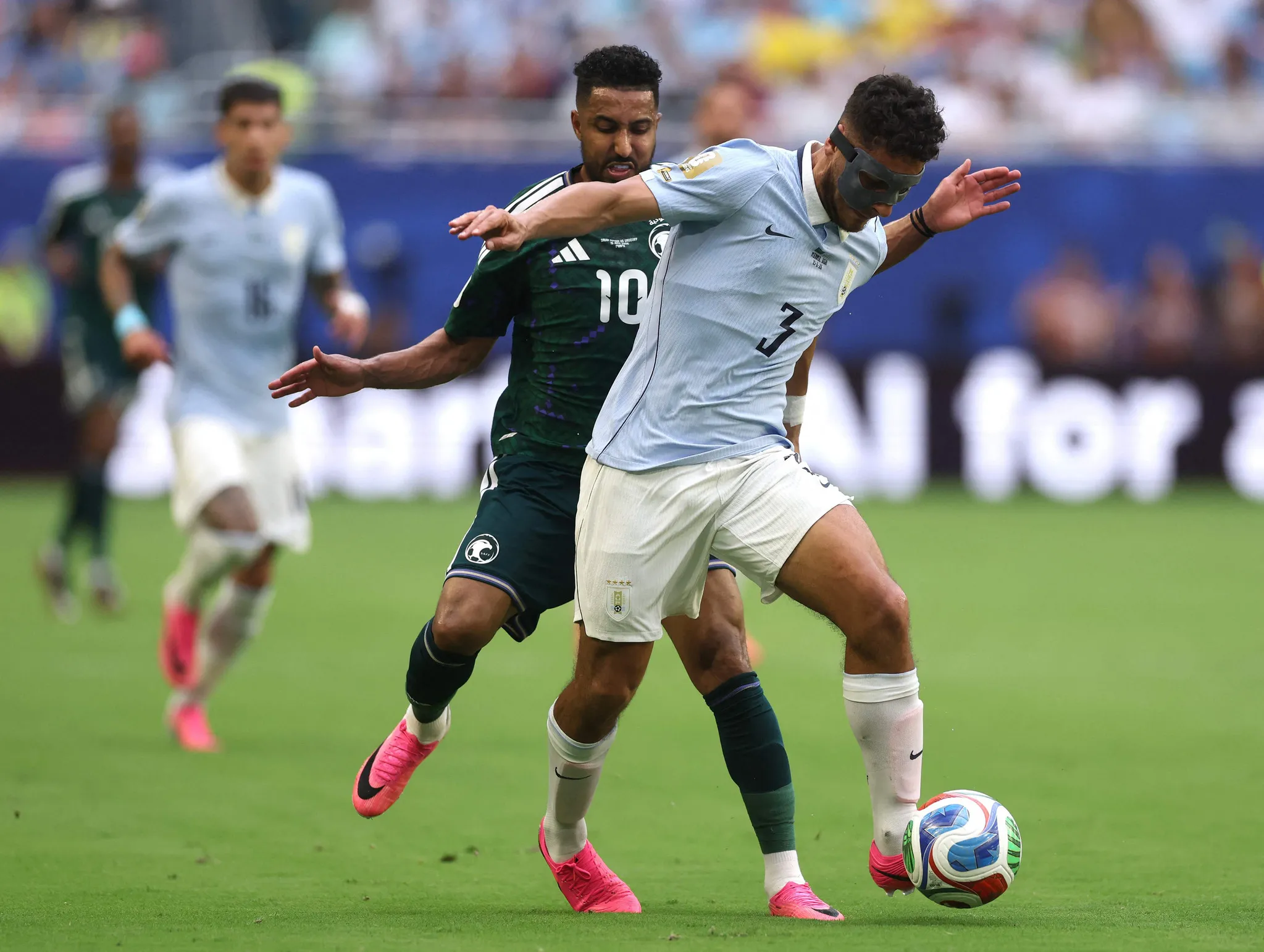 H Grubu'nda Uruguay ile Suudi Arabistan 1-1 Berabere